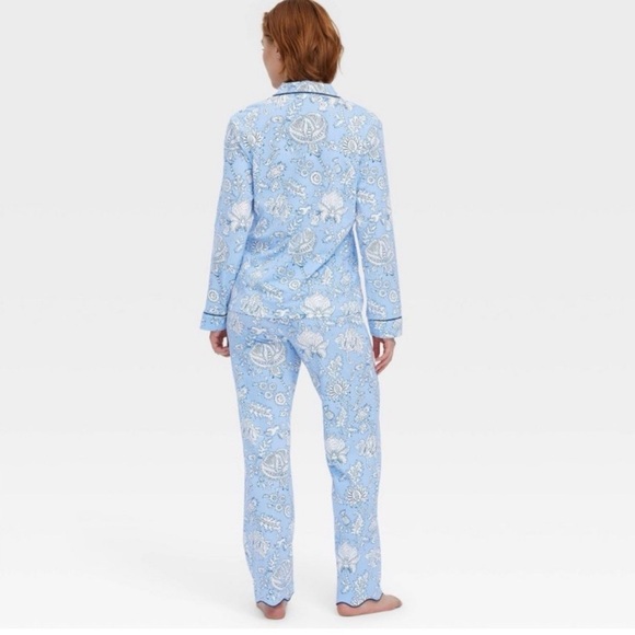 Roller Rabbit x Target Floral Vines Print Long Sleeve Pajama Set - Picture 3 of 5